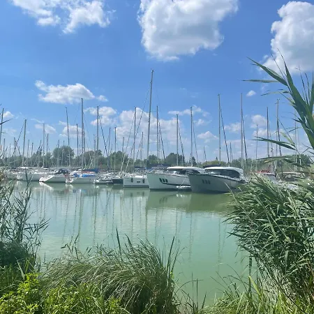 Apartament Helikon Apartman Keszthely