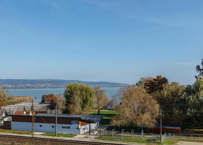 Helikon Apartman Apartment